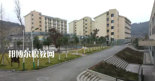 綿陽職業(yè)技術(shù)學(xué)院中專部2022年學(xué)費、收費多少