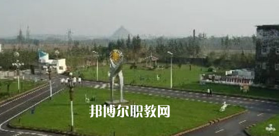 山東煤炭衛(wèi)生學校2022年報名條件、招生要求、招生對象