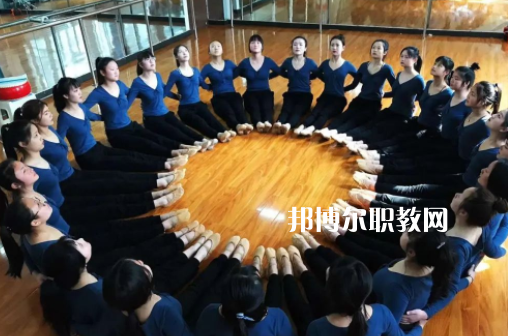 鄭州綠業(yè)信息中等專(zhuān)業(yè)學(xué)校2022年招生錄取分?jǐn)?shù)線