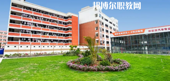 廣西工貿(mào)高級技工學校2022年網(wǎng)站網(wǎng)址