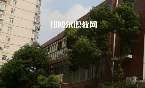 武漢應(yīng)用科技學校2022年網(wǎng)站網(wǎng)址