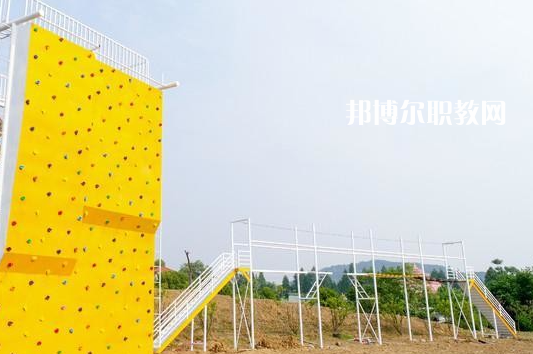 武漢華中藝術(shù)學(xué)校2022年報(bào)名條件、招生要求、招生對(duì)象