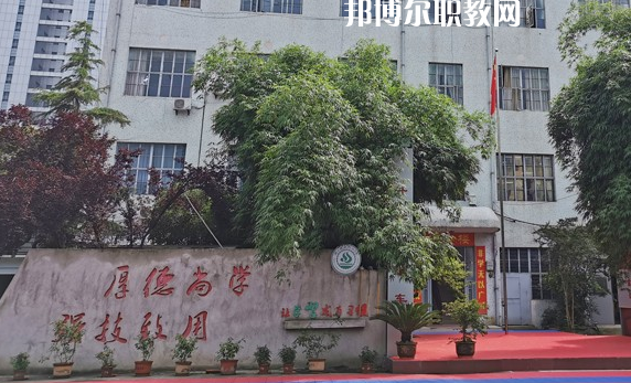 湖北現(xiàn)代科技學(xué)校2022年報(bào)名條件、招生要求、招生對(duì)象