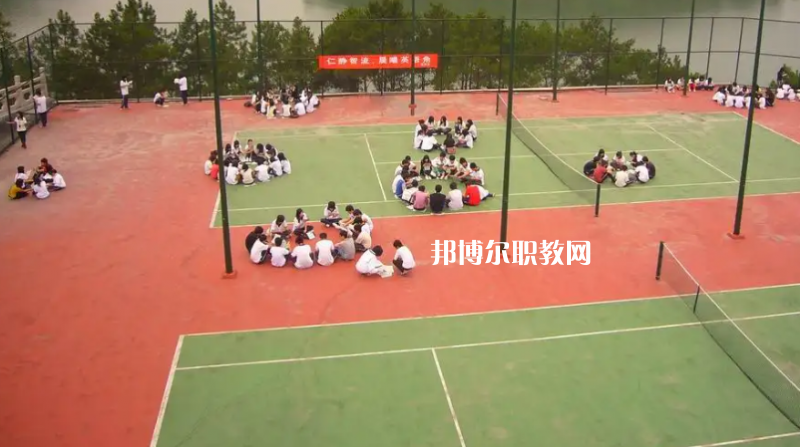 廣東貿(mào)易職業(yè)技術(shù)學(xué)校2022年報(bào)名條件、招生要求、招生對(duì)象