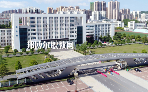 湖北信息工程學(xué)校2022年報(bào)名條件、招生要求、招生對(duì)象