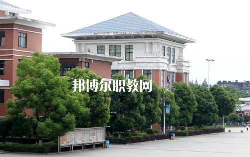 荊州機(jī)械電子工業(yè)學(xué)校2022年怎么樣、好不好