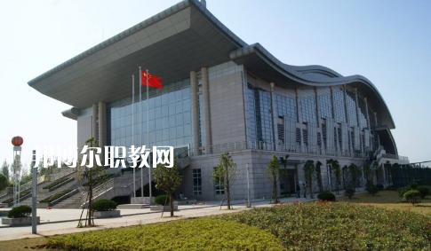 武漢體育運(yùn)動(dòng)學(xué)校2022年報(bào)名條件、招生要求、招生對象