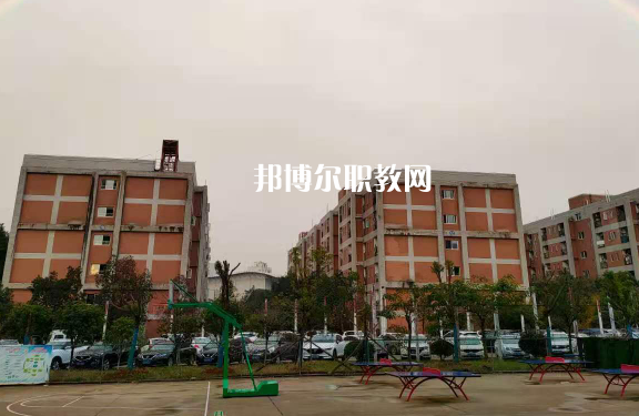 武漢凡谷電子職業(yè)技術學校2022年報名條件、招生要求、招生對象