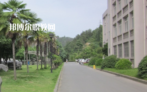 湖北十堰職業(yè)技術集團學校2022年有哪些專業(yè)