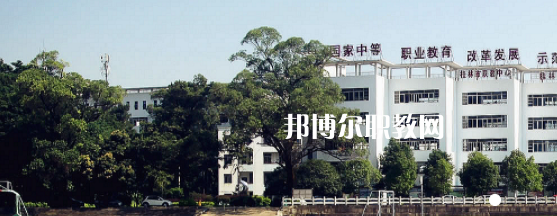 桂林市旅游職業(yè)中等專業(yè)學校2022年報名條件、招生要求、招生對象