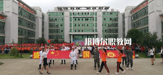 廣西科技商貿(mào)高級(jí)技工學(xué)校2022年報(bào)名條件、招生要求、招生對(duì)象