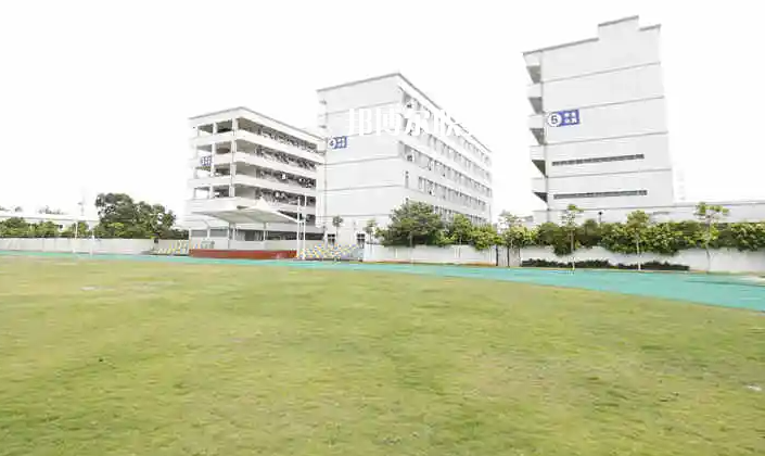 湖南醫(yī)藥衛(wèi)校2022年報名條件、招生要求、招生對象