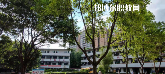 廣西玉林市現(xiàn)代職業(yè)技術(shù)學(xué)校2022年報(bào)名條件、招生要求、招生對(duì)象