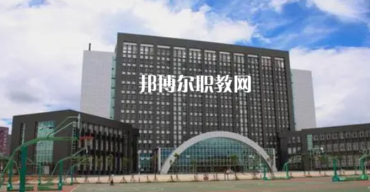 昆明高職?？圃盒Ｅ琶?0強(qiáng)