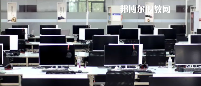 攀枝花技師學院地址在哪里，哪個地區(qū)，哪個城市?