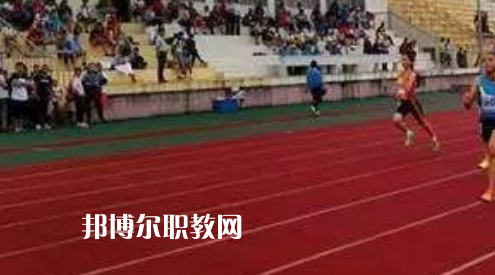 南通市體育運(yùn)動學(xué)校地址在哪里，哪個地區(qū)，哪個城市?
