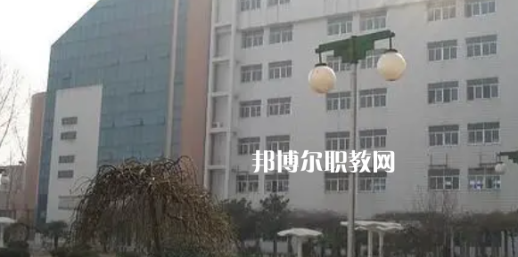江蘇省淮安技師學(xué)院地址在哪里，哪個地區(qū)，哪個城市?