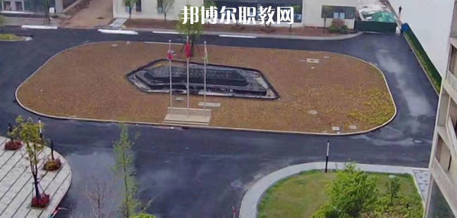 鄭州機(jī)電工業(yè)技工學(xué)校地址在哪里，哪個(gè)地區(qū)，哪個(gè)城市?