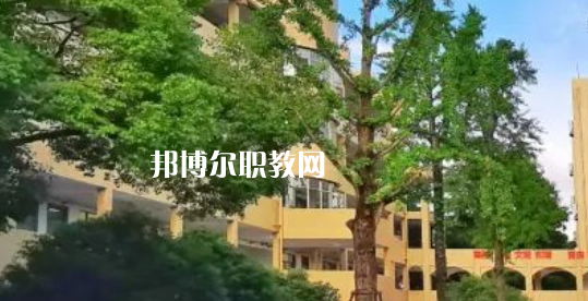 寧波市職教中心學(xué)校地址在哪里，哪個(gè)地區(qū)，哪個(gè)城市?