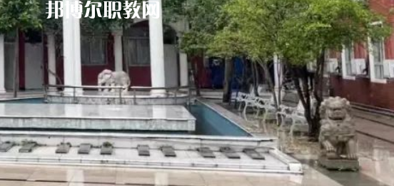 臺州市雙語實驗學(xué)校地址在哪里，哪個地區(qū)，哪個城市?