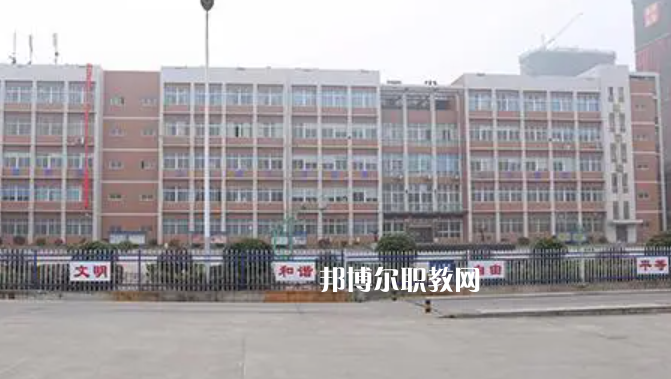 2023湖南建康技工學(xué)校招生計(jì)劃 招生人數(shù)是多少(附要求、條件、對(duì)象)
