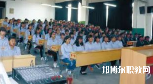 寶雞秦華職業(yè)技術(shù)學(xué)校怎么樣、好不好