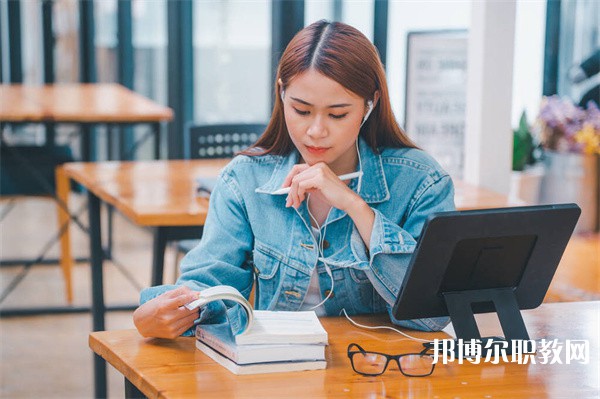 信陽(yáng)中等專業(yè)技術(shù)學(xué)校有哪些招生專業(yè)（2023年）
