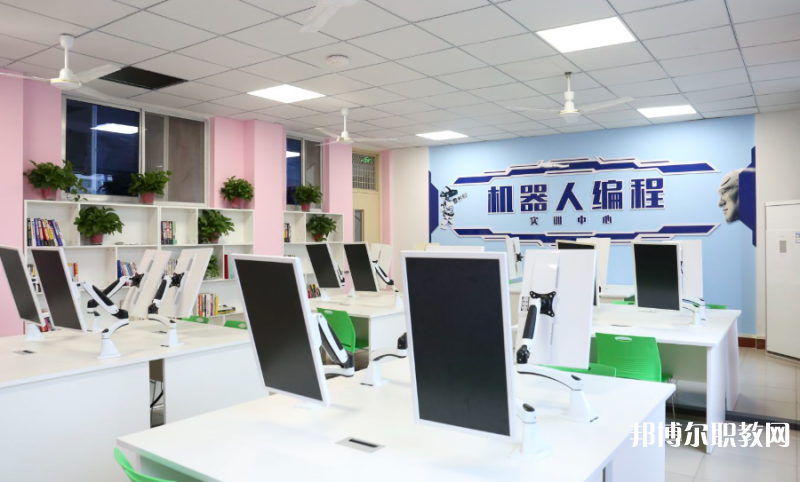 2023鄭州新華中等專業(yè)學(xué)校招生計(jì)劃 招生人數(shù)是多少(附要求、條件、對(duì)象)