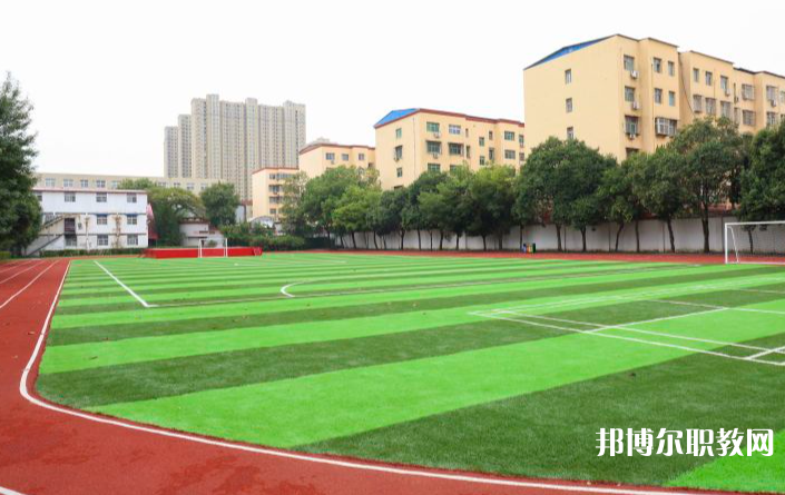 鄭州新華中等專業(yè)學(xué)校怎么樣、好不好