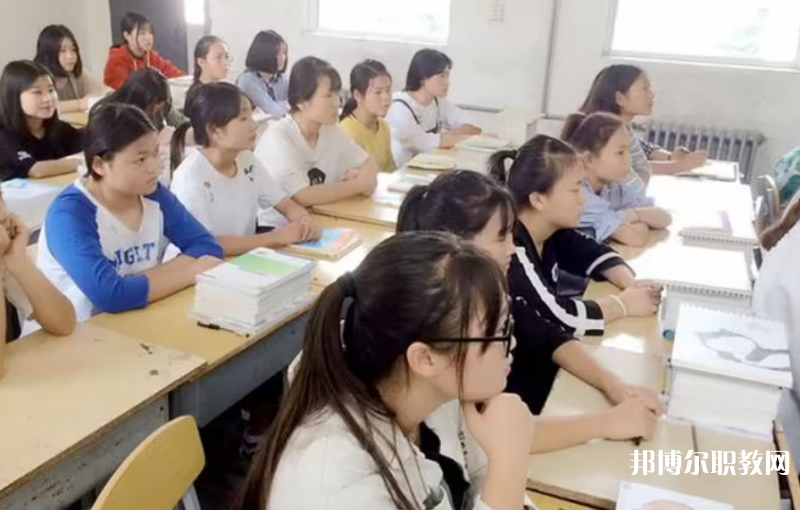 鄭州市特色教育中等專業(yè)學校怎么樣、好不好