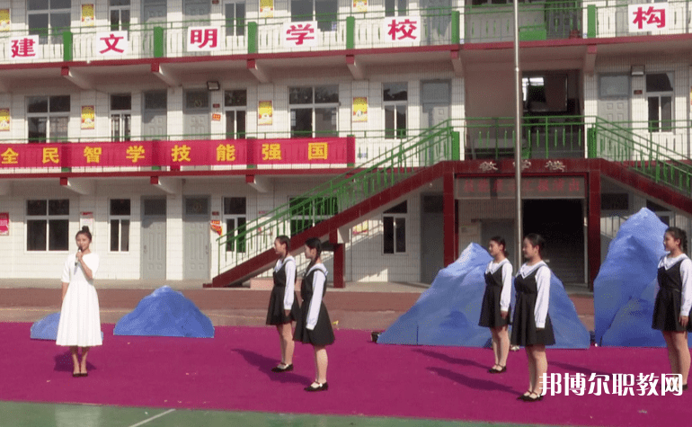 2023開封市第一職業(yè)中等專業(yè)學(xué)校多少錢 開封市第一職業(yè)中等專業(yè)學(xué)校各專業(yè)學(xué)費收費標準