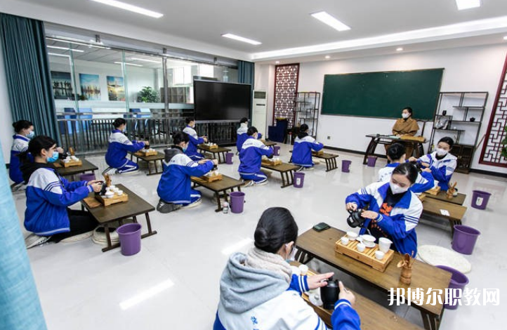 四川興科城市交通技工學(xué)校2024年報(bào)名條件、招生要求、招生對(duì)象