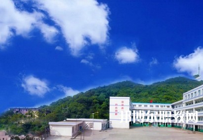浙江醫(yī)藥技術學校2023年招生錄取分數(shù)線（2024參考）