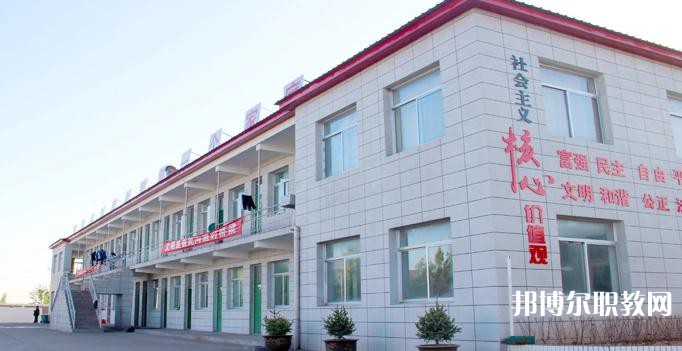 榆林益友能源化工職業(yè)技術學校2023年招生錄取分數線（2024參考）
