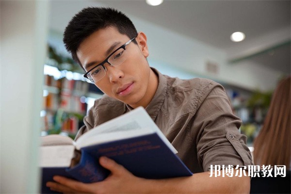 湖南哪里的中職學校能讀汽車維修專業(yè)專業(yè)