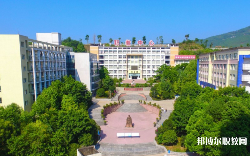 2024上林縣職業(yè)技術(shù)學(xué)校招生計(jì)劃 招生人數(shù)是多少(附要求、條件、對(duì)象)