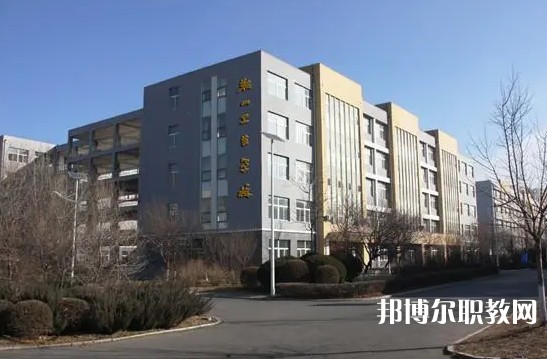 2024鞍山衛(wèi)生學(xué)校招生計(jì)劃 招生人數(shù)是多少(附要求、條件、對象)