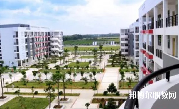 2024本溪市衛(wèi)生學(xué)校招生計(jì)劃 招生人數(shù)是多少(附要求、條件、對(duì)象)