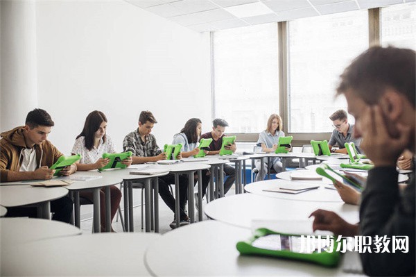 貴州哪里的職業(yè)學校能讀模具制造技術(shù)專業(yè)