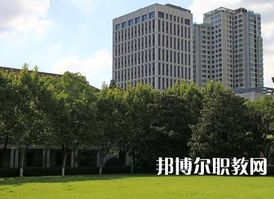 2025內(nèi)江中專學校最新排名前三名單