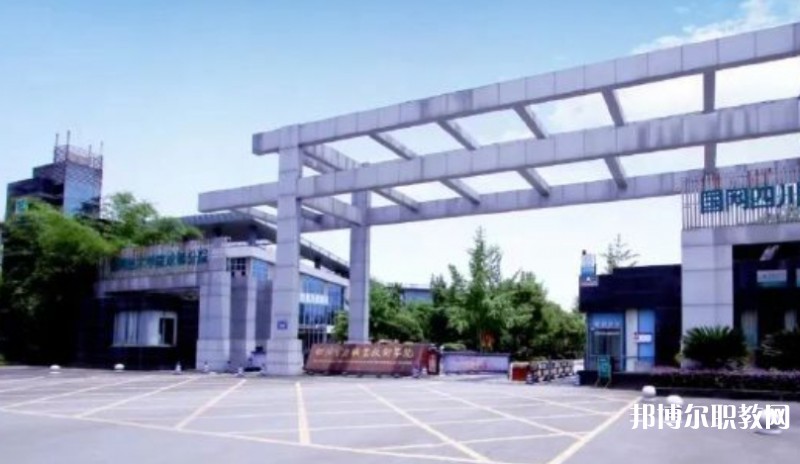 四川2025年100分能上電工學(xué)校嗎